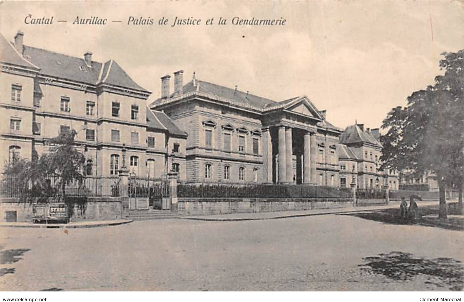 AURILLAC - Palais De Justice Et La Gendarmerie - Très Bon état - Aurillac