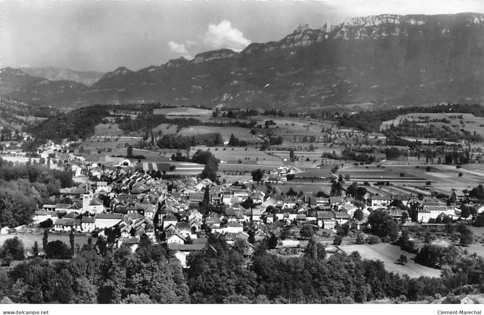 YENNE - La Ville Et La Dent Du Chat - Très Bon état - Yenne