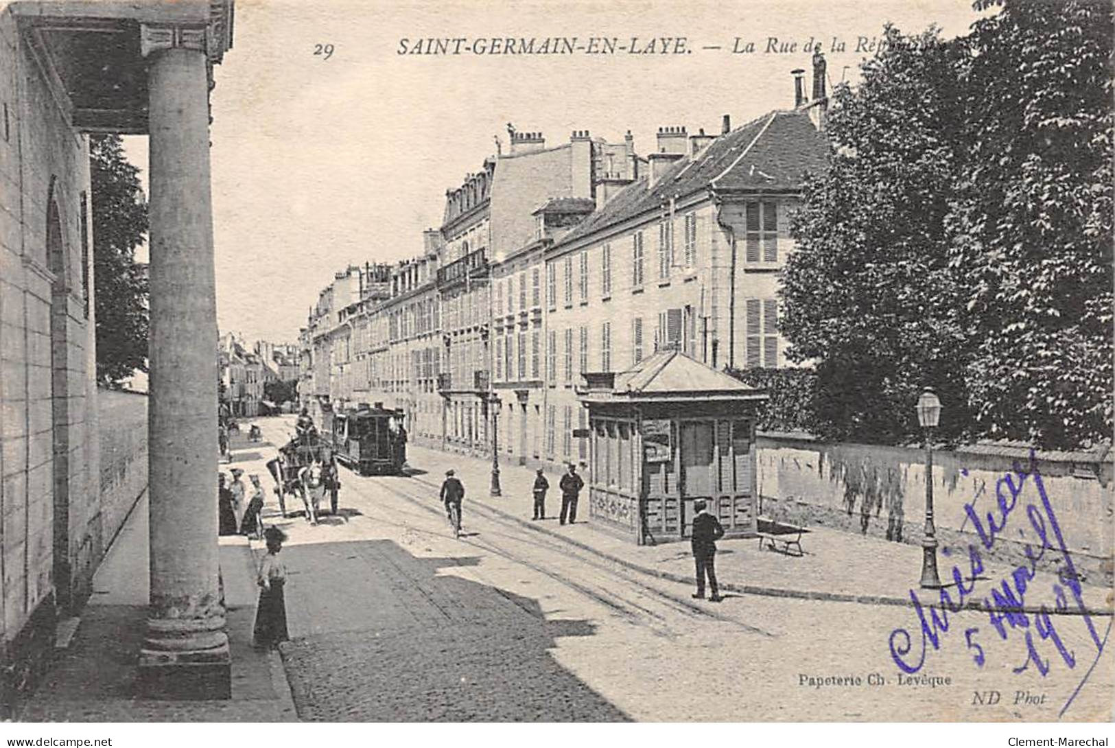 SAINT GERMAIN EN LAYE - La Rue De La République - Très Bon état - St. Germain En Laye