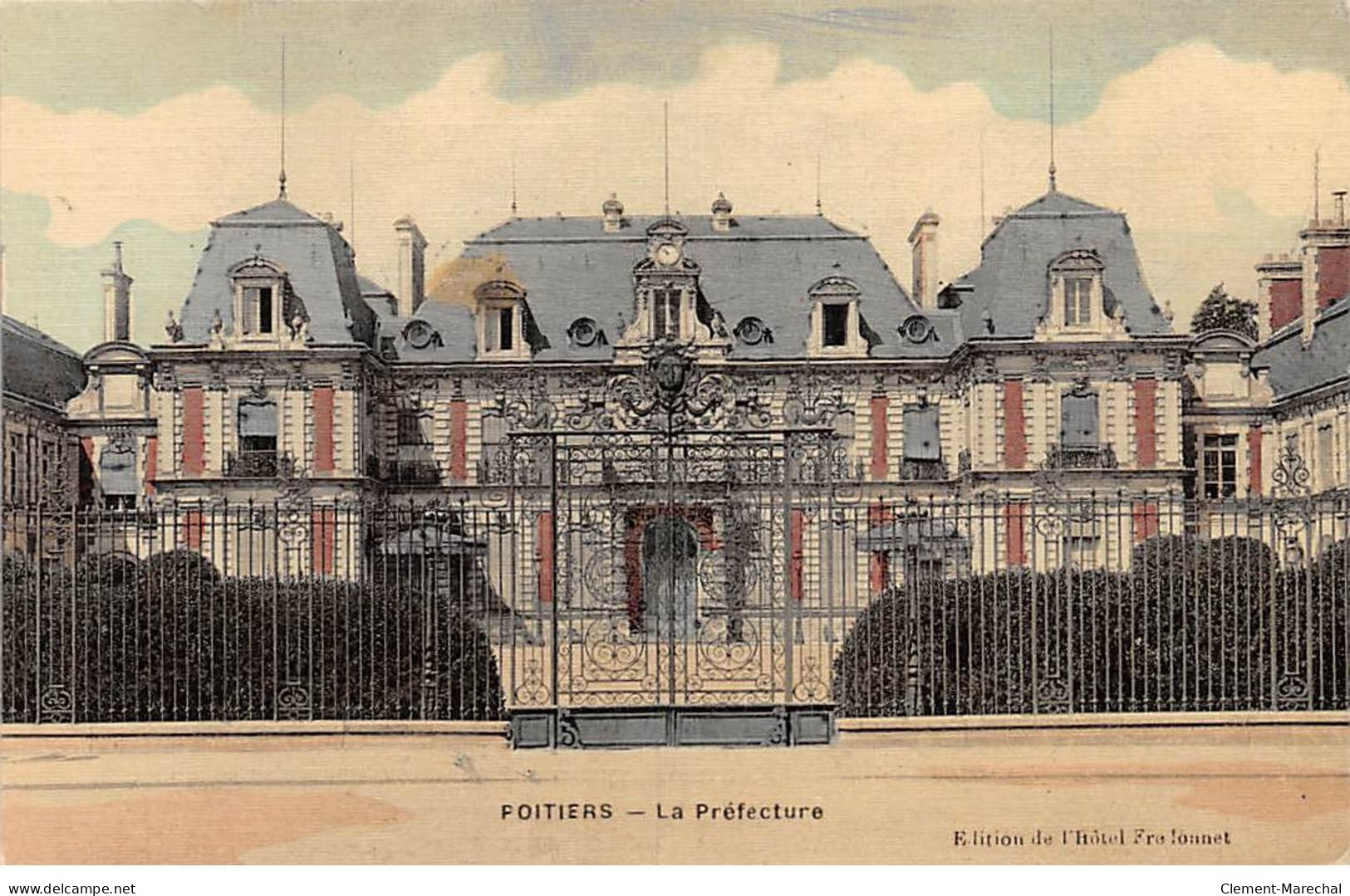 POITIERS - La Préfecture - Très Bon état - Poitiers