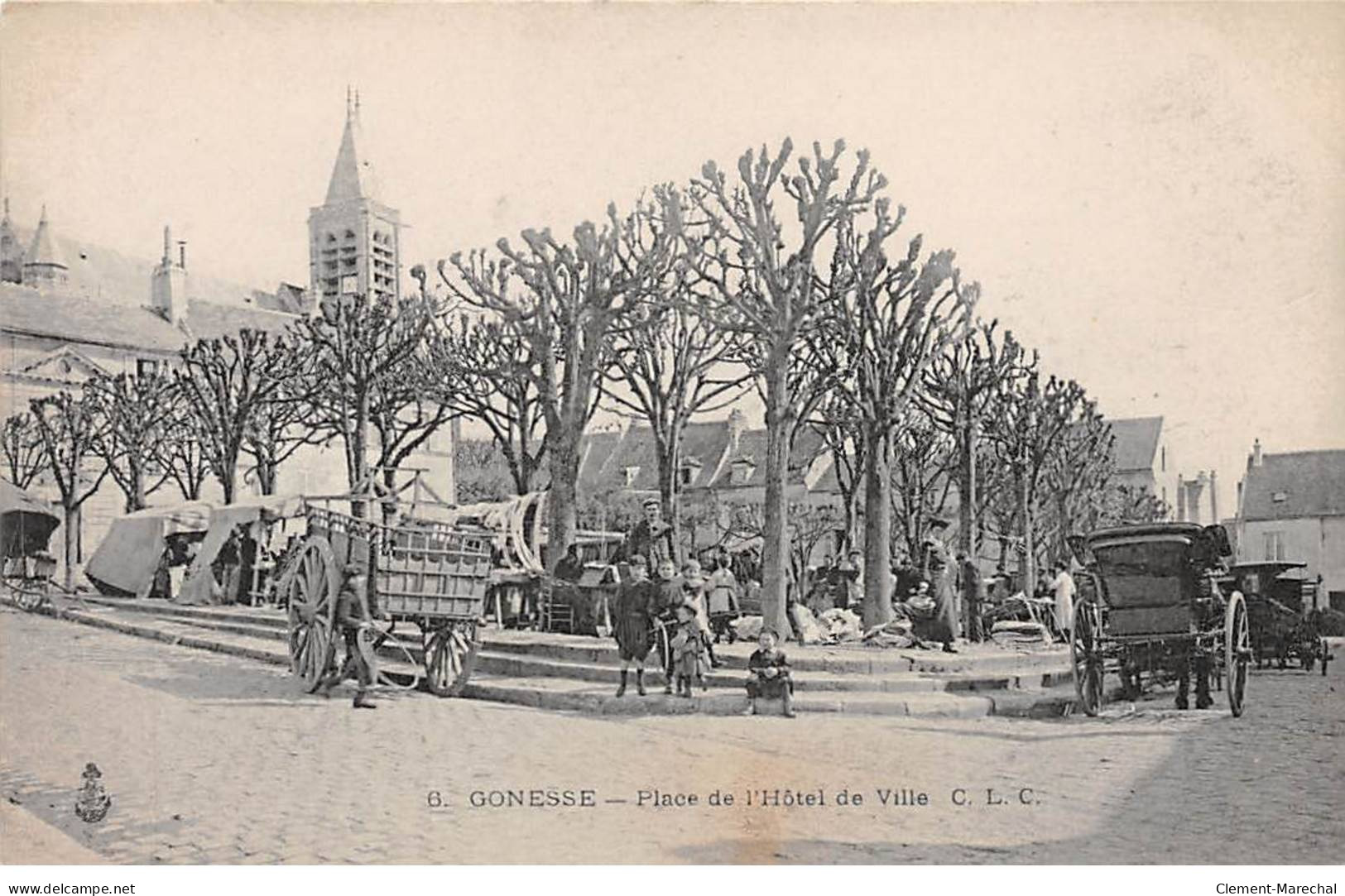 GONESSE - Place De L'Hôtel De Ville - Très Bon état - Gonesse