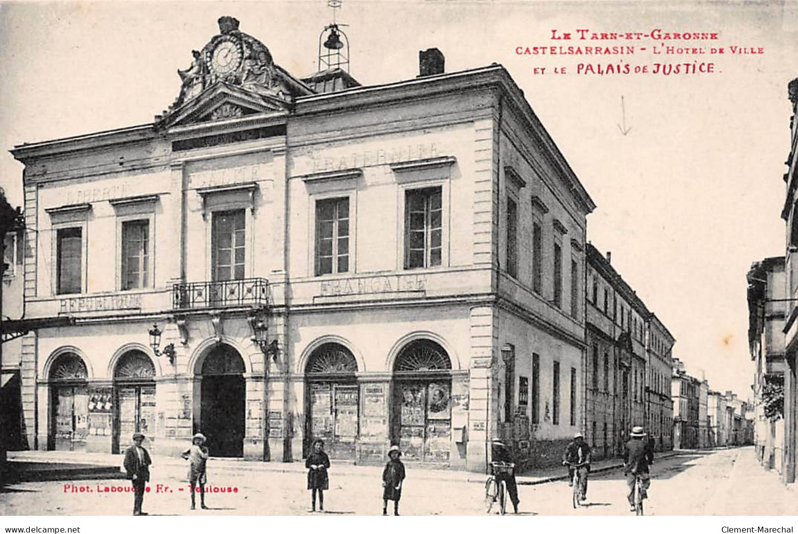 CASTELSARRASIN - L'Hôtel De Ville Et Le Palais De Justice - Très Bon état - Castelsarrasin