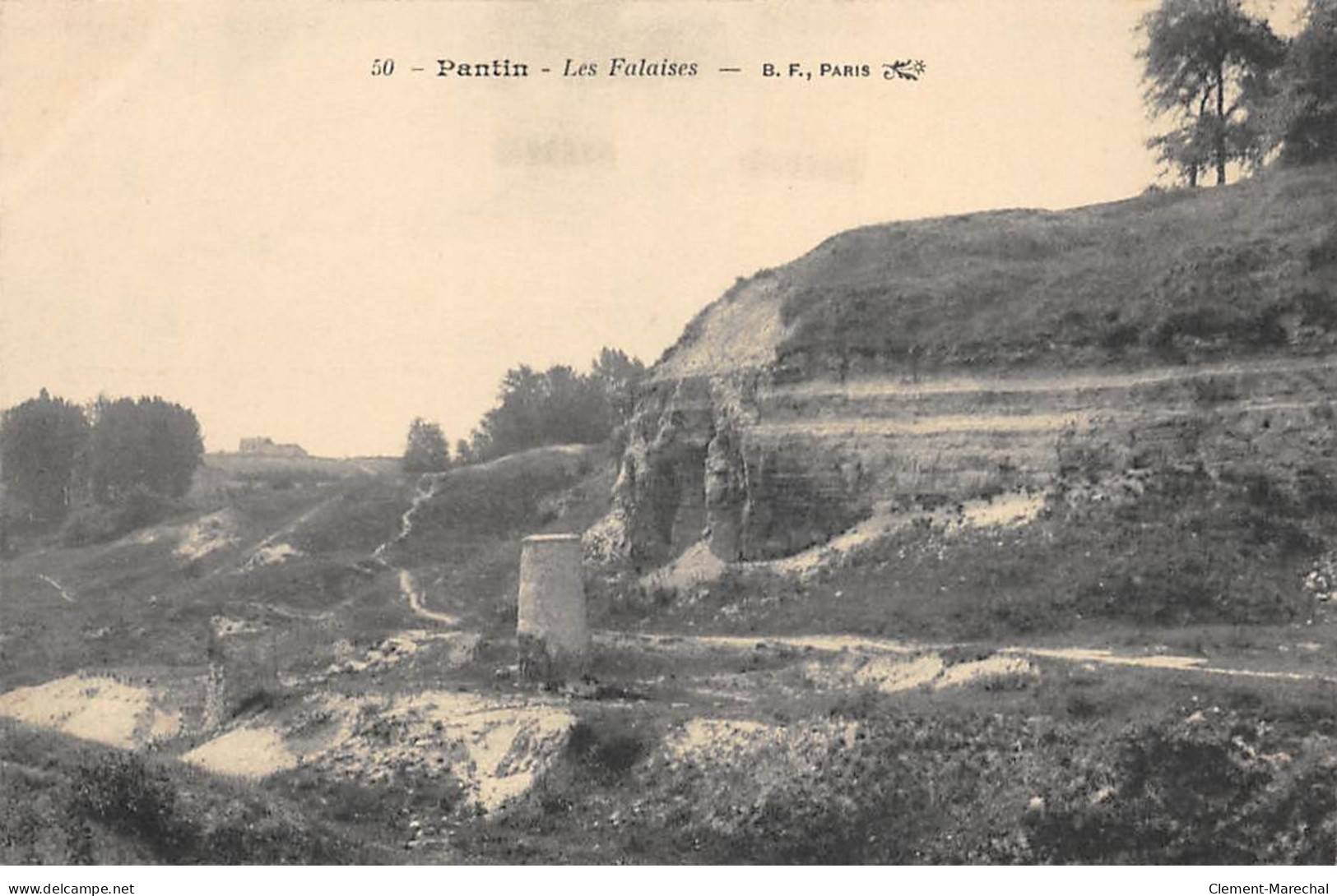PANTIN - Les Falaises - Très Bon état - Pantin