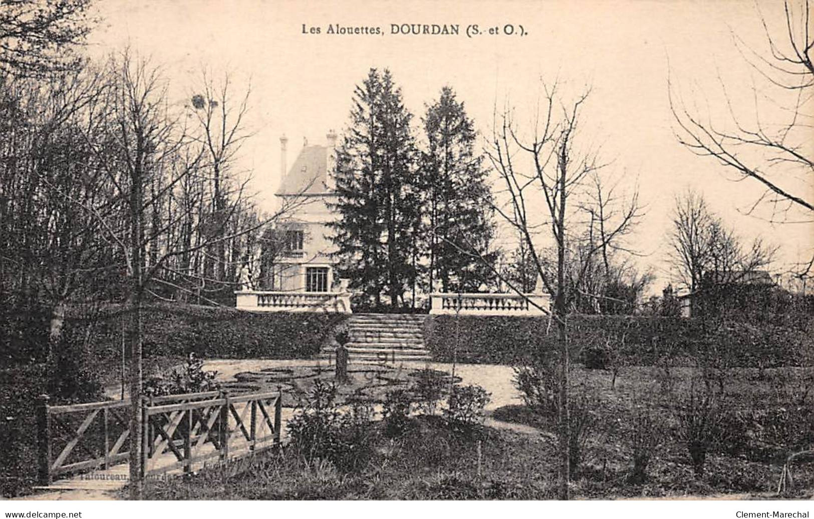 DOURDAN - Les Alouettes - Très Bon état - Dourdan