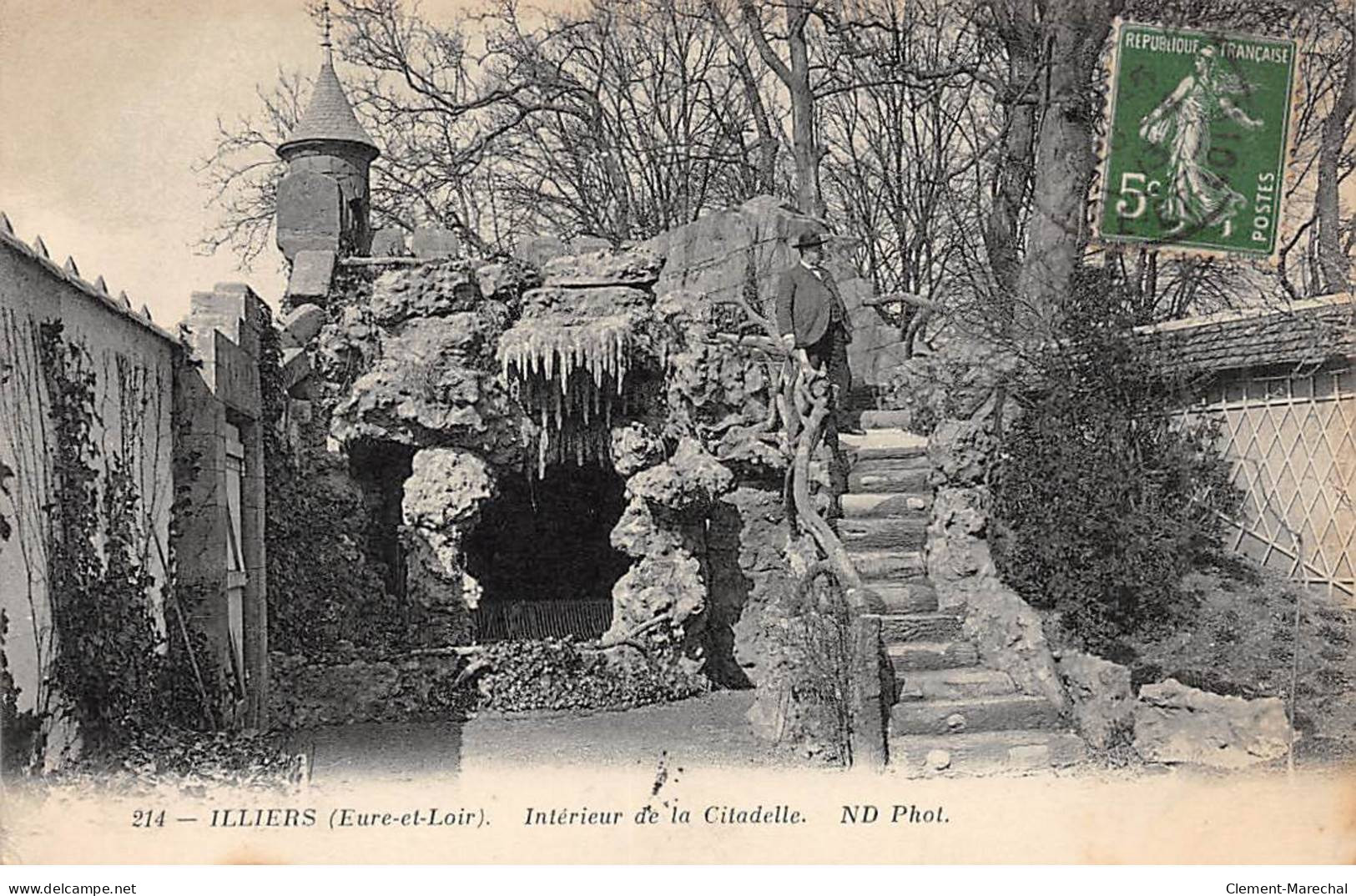 ILLIERS - Intérieur De La Citadelle - Très Bon état - Illiers-Combray