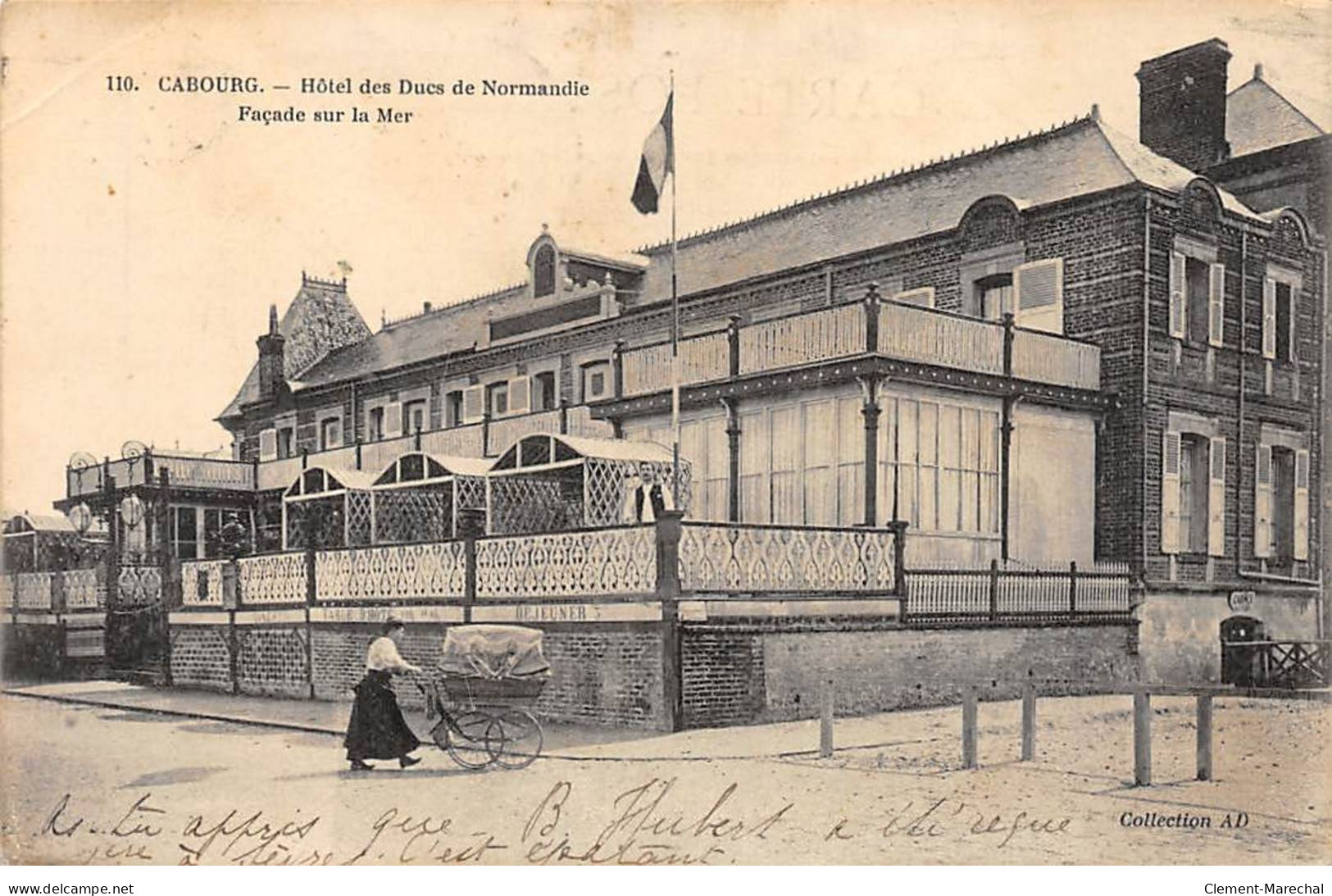 CABOURG - Hôtel Des Ducs De Normandie - Façade Sur La Mer - état - Cabourg