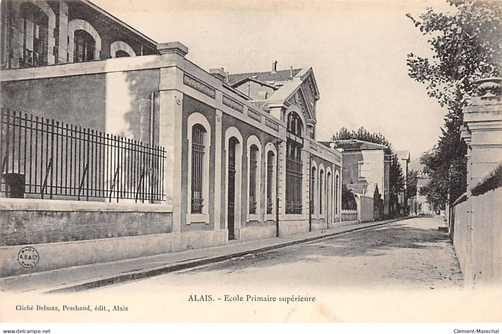 ALAIS - Ecole Primaire Supérieure - Très Bon état - Alès