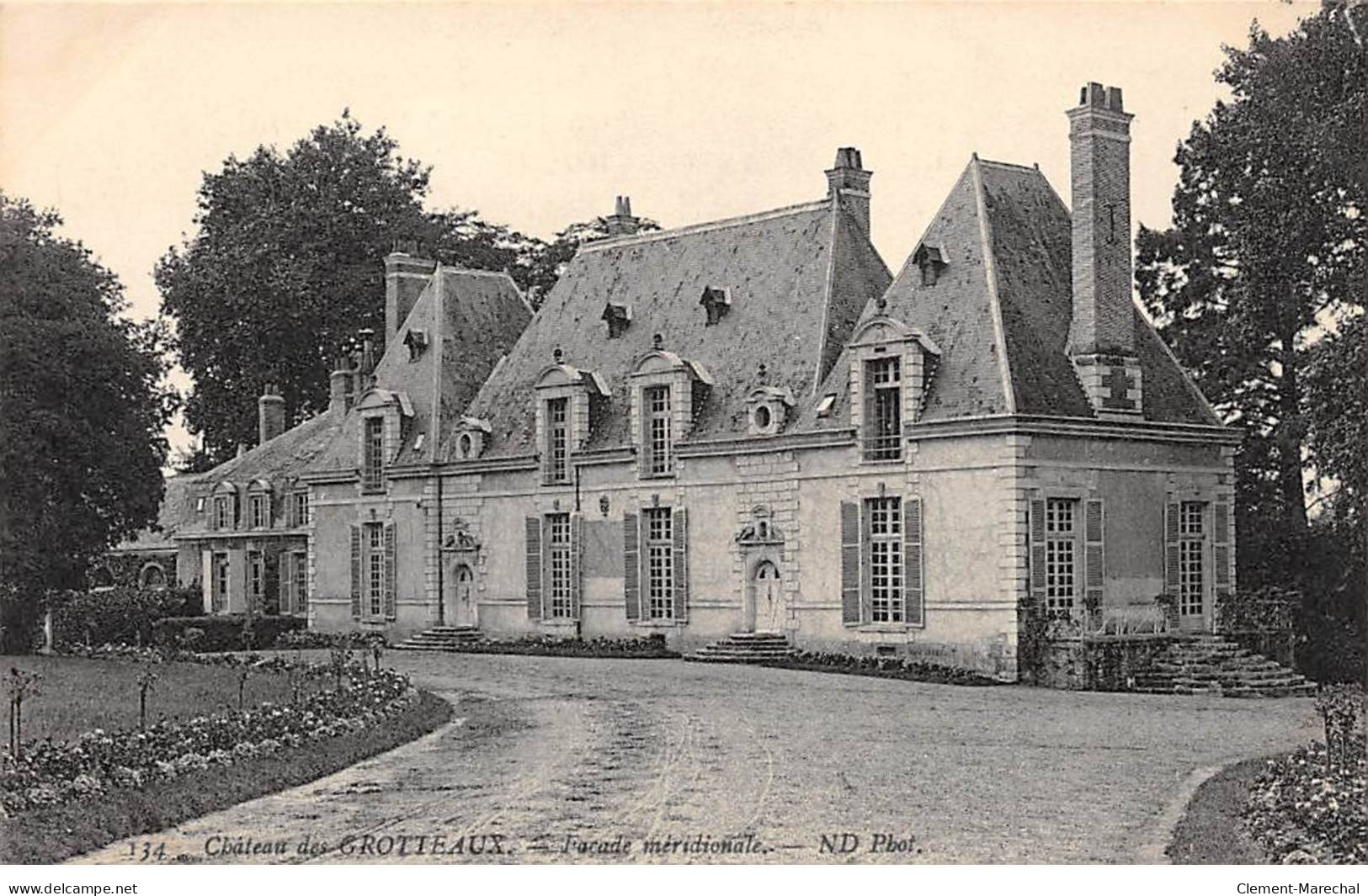 Château Des GROTTEAUX - Très Bon état - Autres & Non Classés