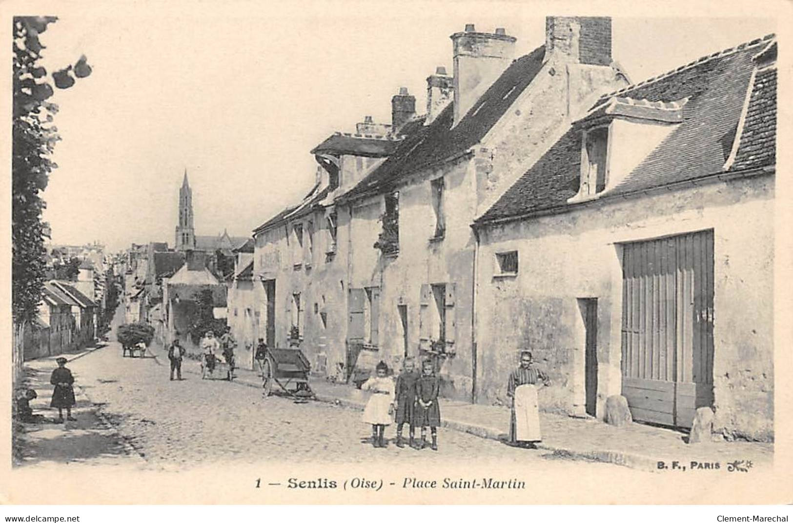 SENLIS - Place Saint Martin - Très Bon état - Senlis