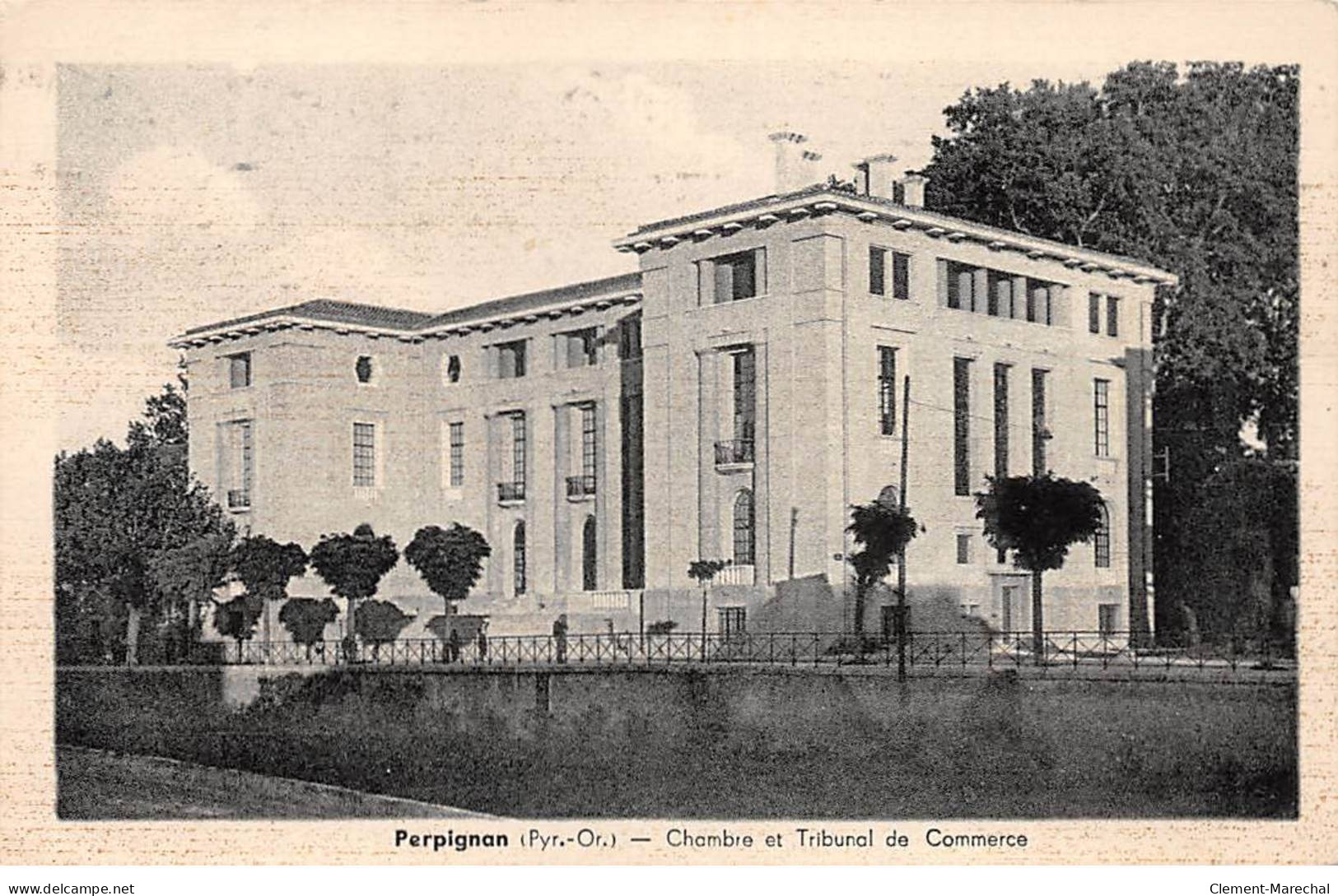 PERPIGNAN - Chambre Et Tribunal De Commerce - Très Bon état - Perpignan