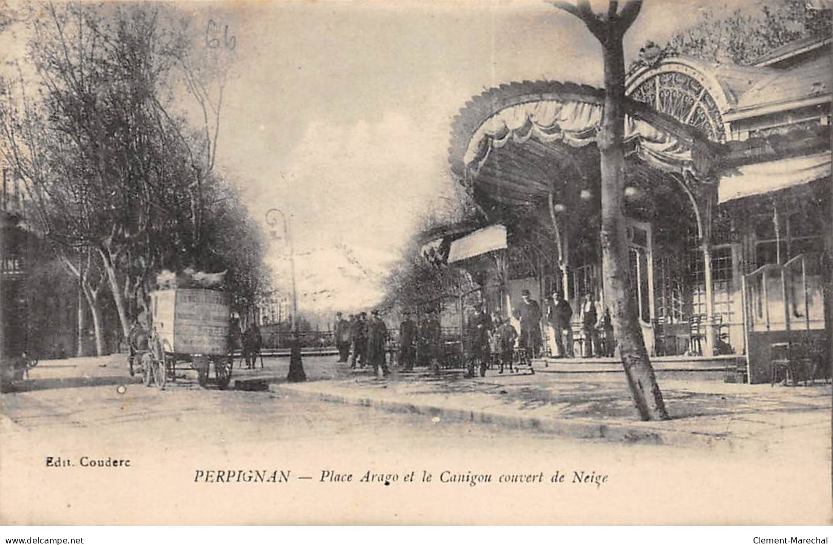 PERPIGNAN - Place Arago Et Le Canigou Couvert De Neige - Très Bon état - Perpignan