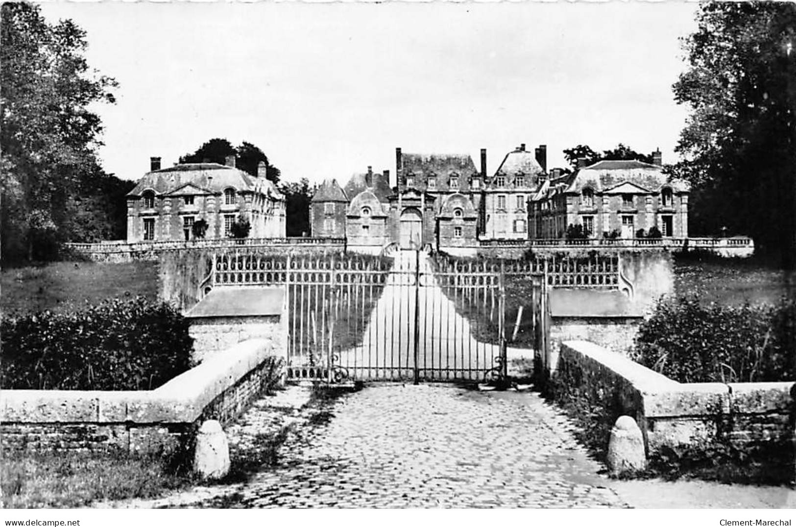 LA FERTE SAINT AUBIN - Vue Générale Du Château - Très Bon état - La Ferte Saint Aubin