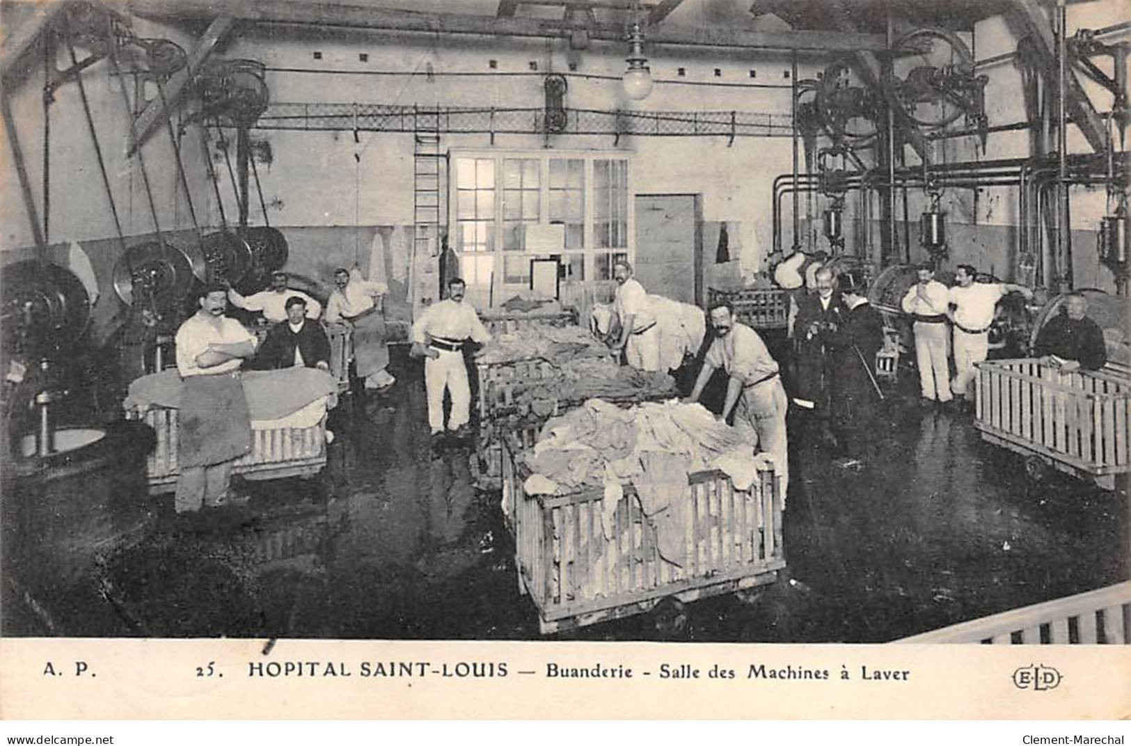 PARIS - Hopital Saint Louis - Buanderie - Salle Des Machines à Laver - Très Bon état - Salute, Ospedali