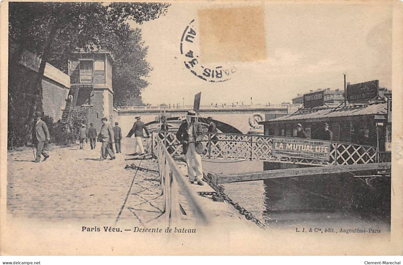 PARIS - Paris Vécu - Descente De Bateau - Très Bon état - Autres & Non Classés