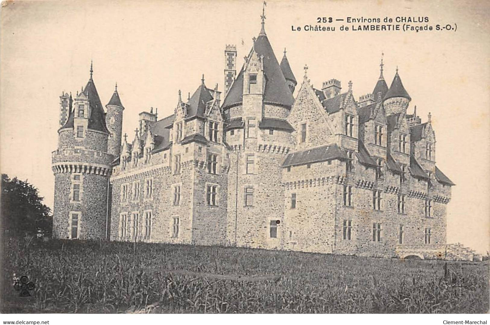 Environs De CHALUS - Le Château De LAMBERTIE - Très Bon état - Autres & Non Classés