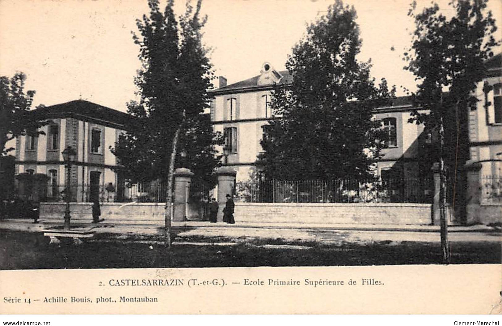 CASTELSARRAZIN - Ecole Primaire Supérieure De Filles - état - Castelsarrasin