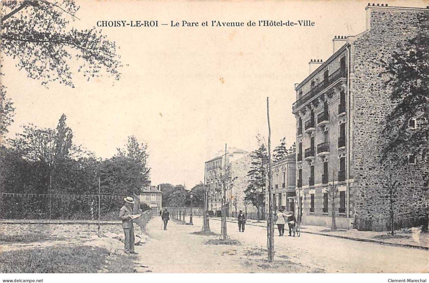 CHOISY LE ROI - Le Parc Et L'Avenue De L'Hôtel De Ville - état - Choisy Le Roi