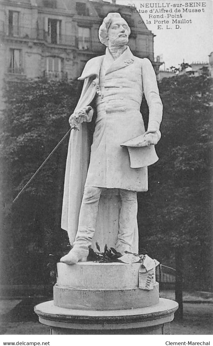 NEUILLY SUR SEINE - Statue D'Alfred De Musset - Rond Point De La Porte Maillot - Très Bon état - Neuilly Sur Seine