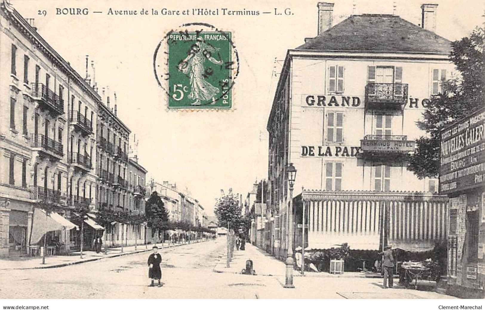BOURG - Avenue De La Gare Et L'Hôtel Terminus - Très Bon état - Sonstige & Ohne Zuordnung