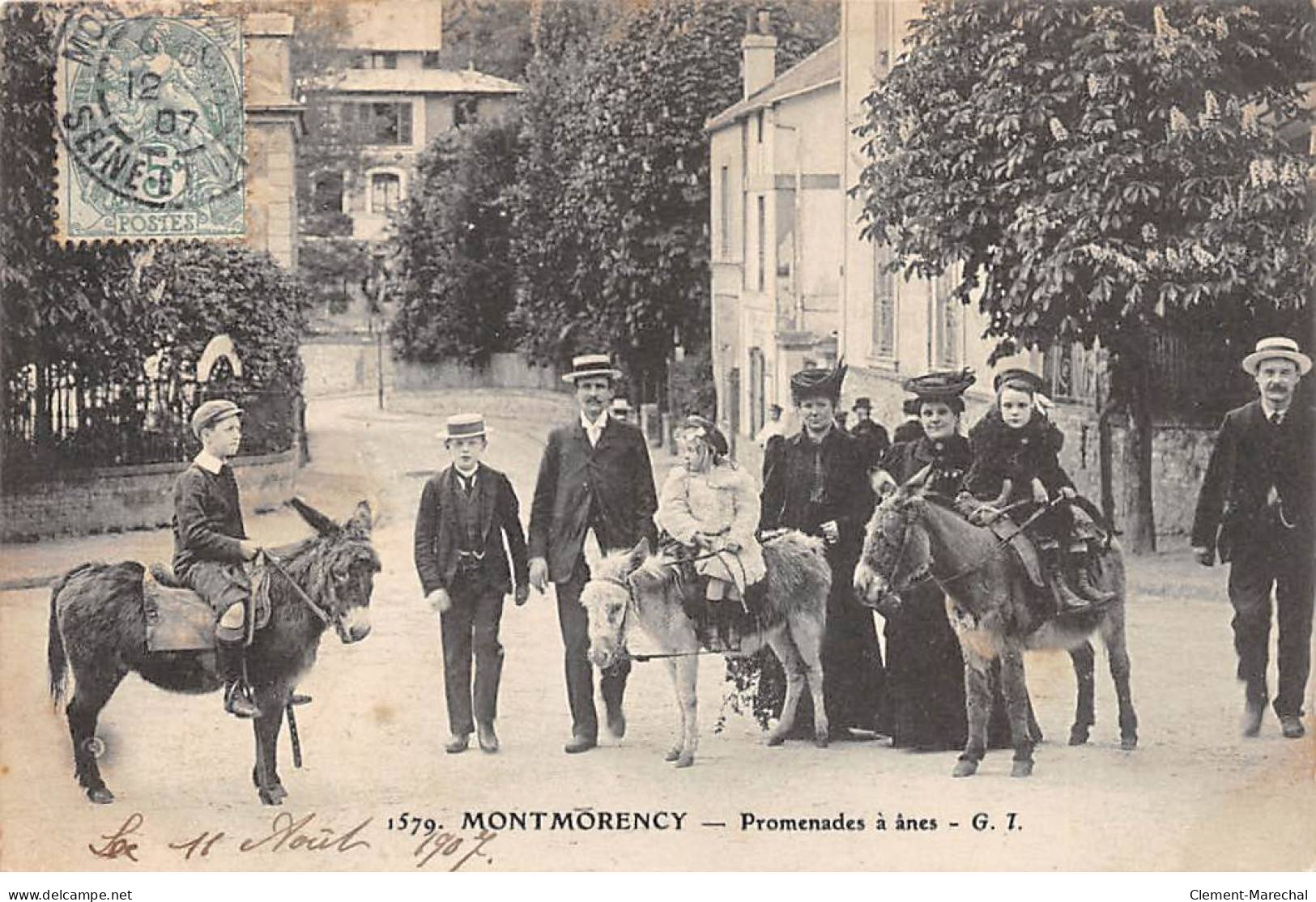MONTMORENCY - Promenades à Anes - Très Bon état - Montmorency