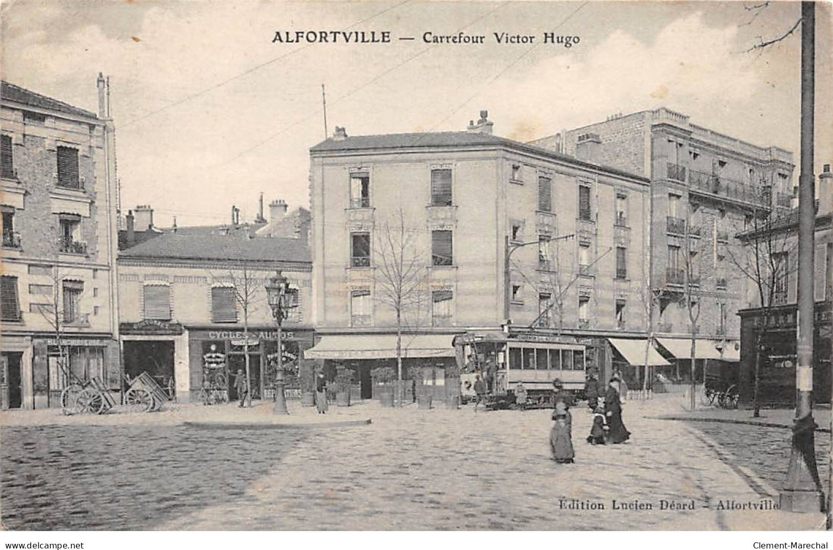 ALFORTVILLE - Carrefour Victor Hugo - Très Bon état - Alfortville