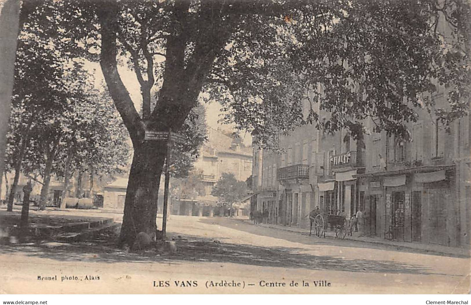LES VANS - Centre De La Ville - état - Les Vans