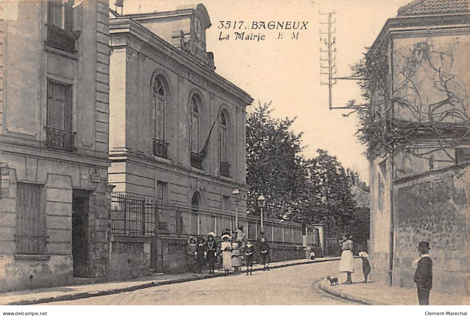 BAGNEUX - La Mairie - Très Bon état - Bagneux