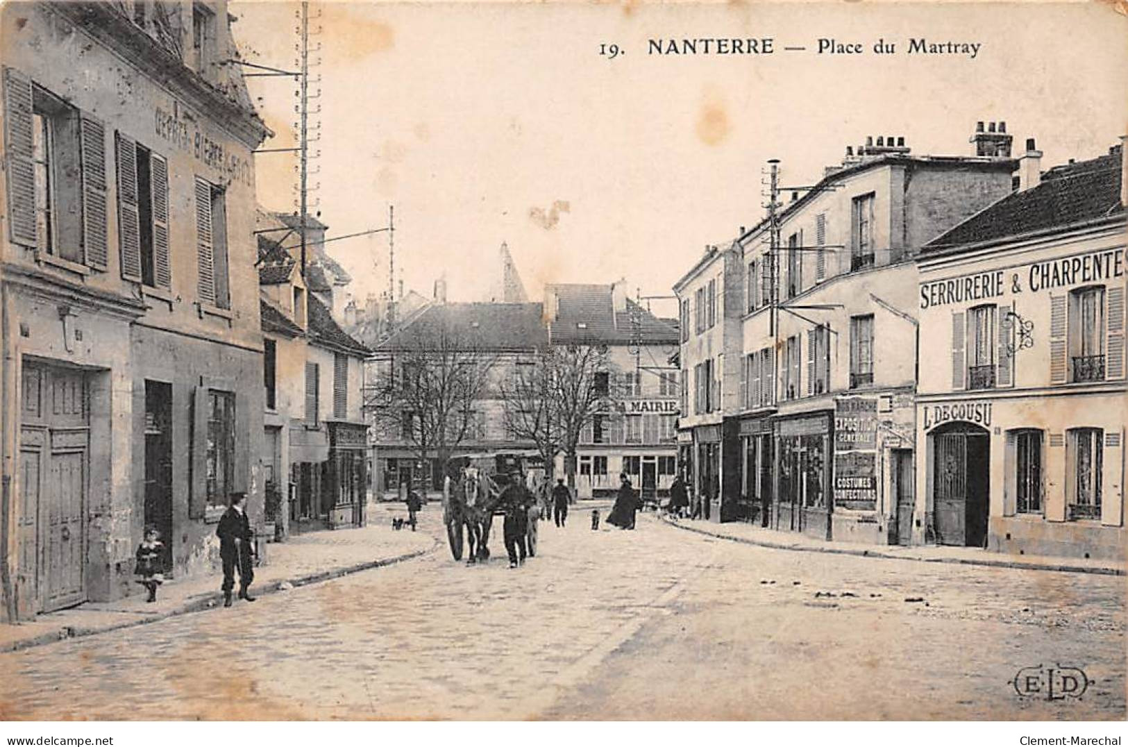 NANTERRE - Place Du Martray - Très Bon état - Nanterre