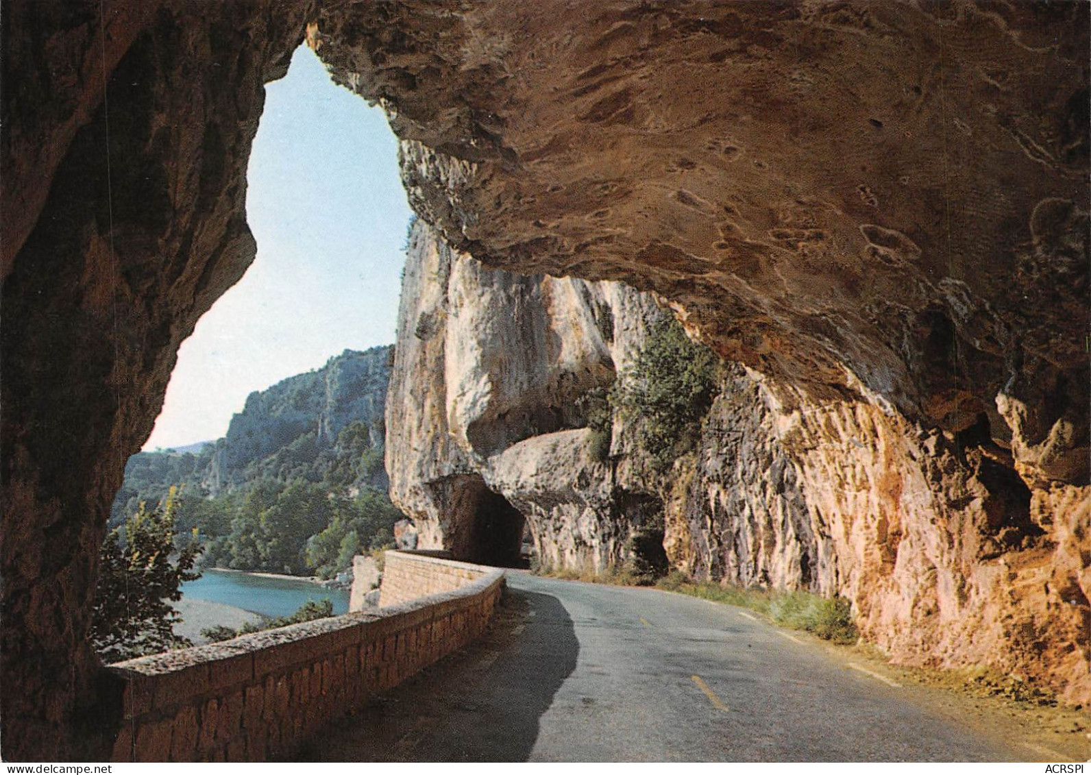 07 VALLON-PONT-D'ARC Tunnel Sur La Route  (Scan R/V) N°   40   \PB1107 - Vallon Pont D'Arc