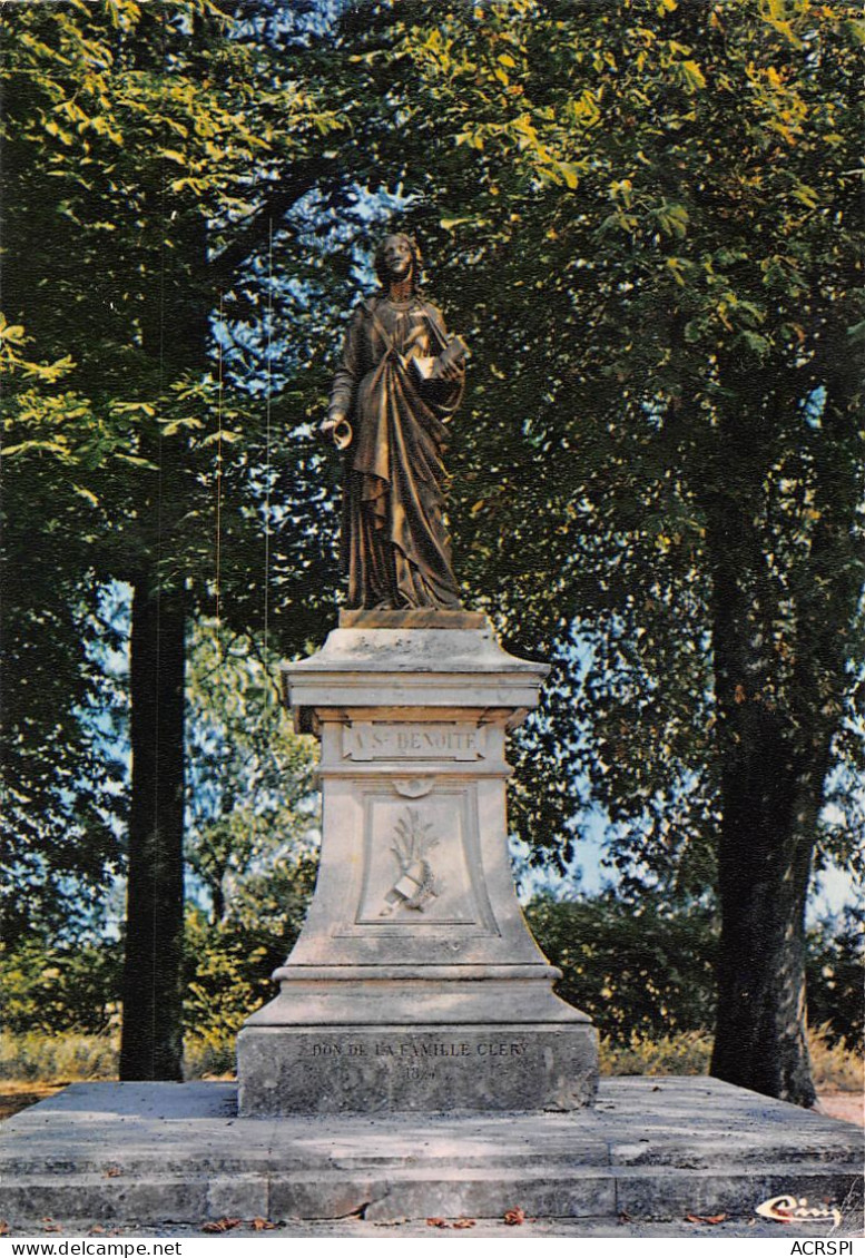 02  Origny-Sainte-Benoite La Statue De Ste Benoite  (Scan R/V) N°   32   \PB1119 - Saint Quentin