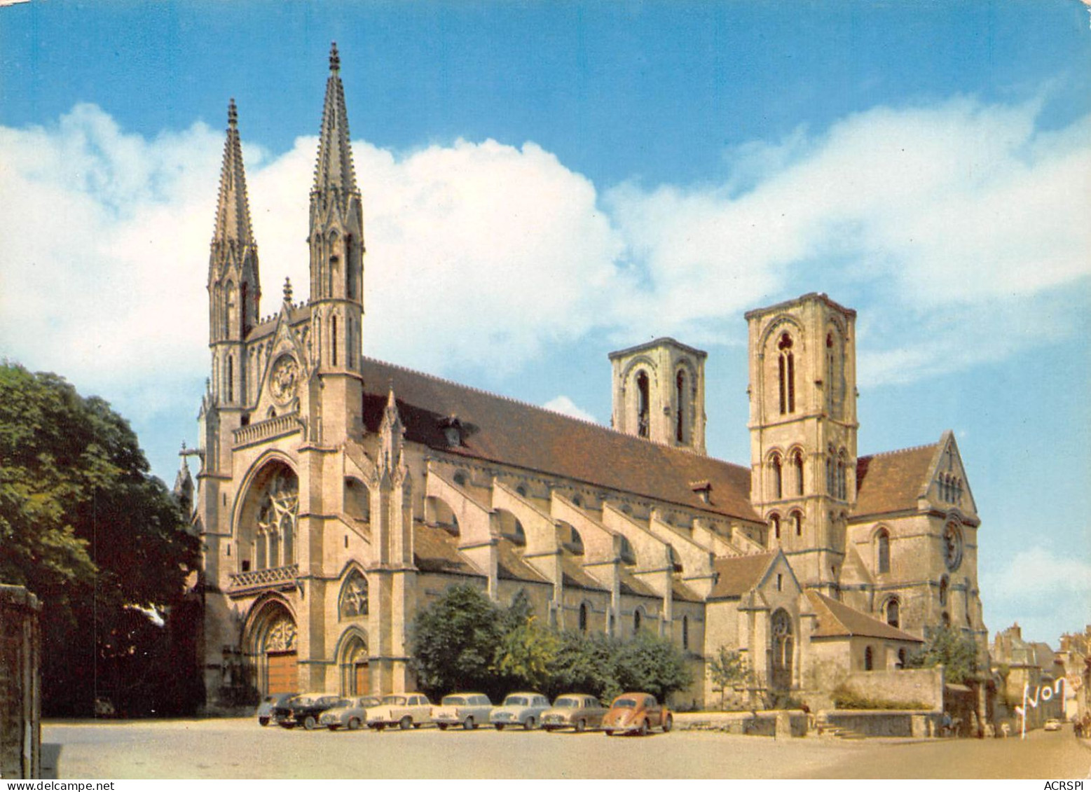 02 LAON  église Saint-Martin    (Scan R/V) N°   37   \PB1118 - Laon