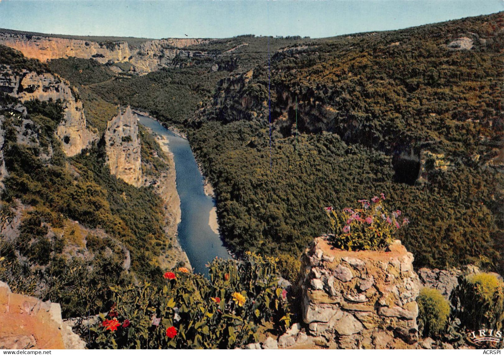 Gorges De L'ardèche Cirque De La Madeleine  (Scan R/V) N°   55   \PB1127 - Vals Les Bains