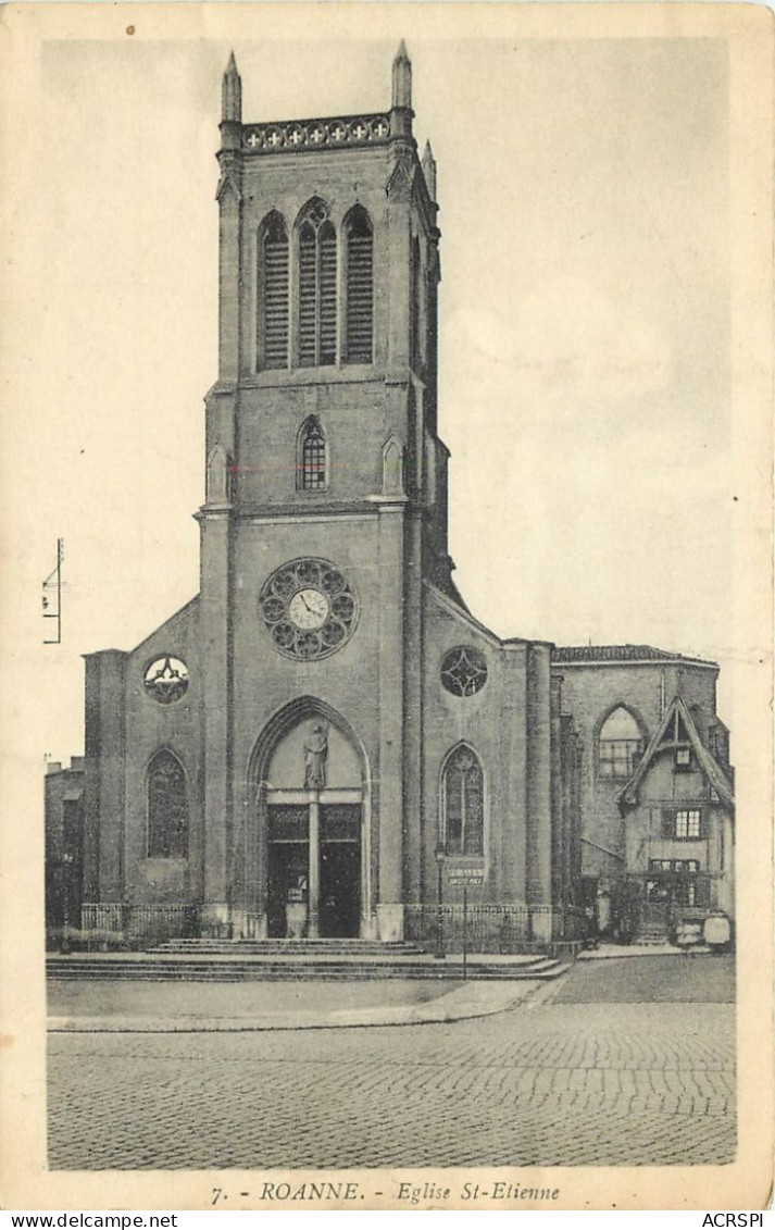 42 Loire  Roanne  église Saint étienne      N° 19 \MN6037 - Roanne