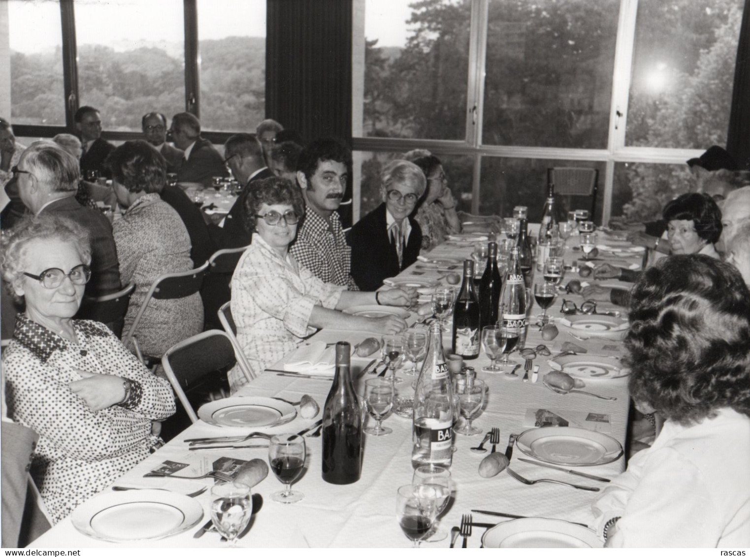 PHOTO ORIGINALE GF F1 - PHOTO DE GROUPE - LYON - BANQUET A SITUER - Persone Anonimi