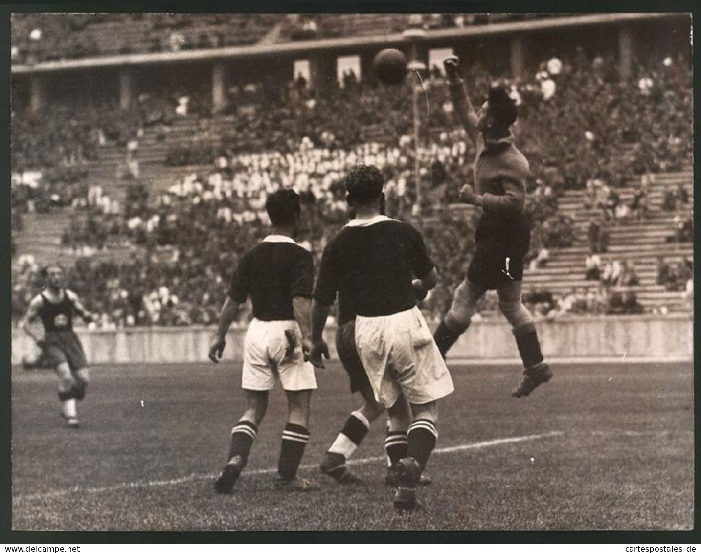 Fotografie Fussballspiel SA Niederrhein : SA Westmark In Berlin 1938  - Deportes