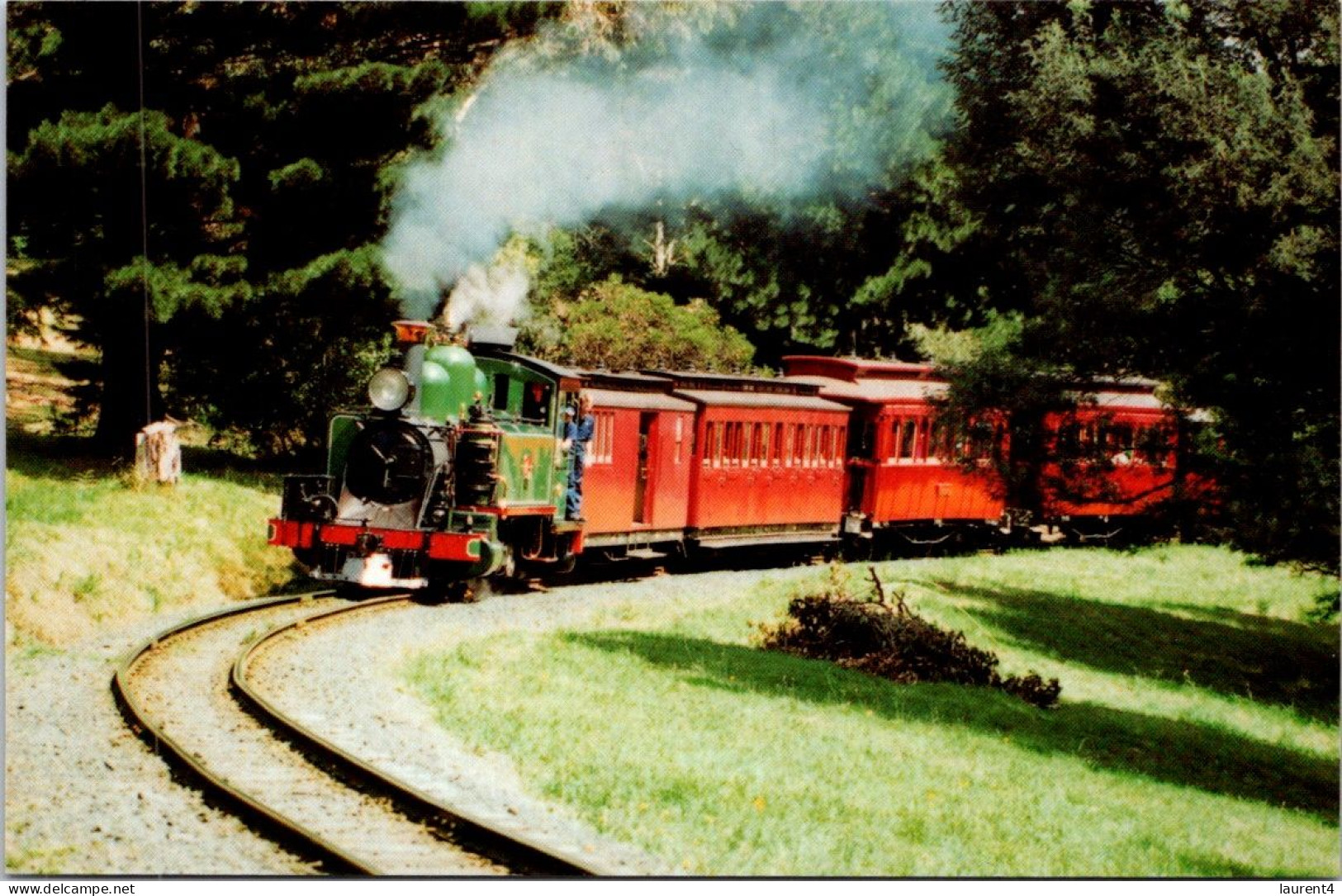 9-5-2024 (4 Z 33) Australia - VIC - Puffing Billy Railway Steam Train - Treni