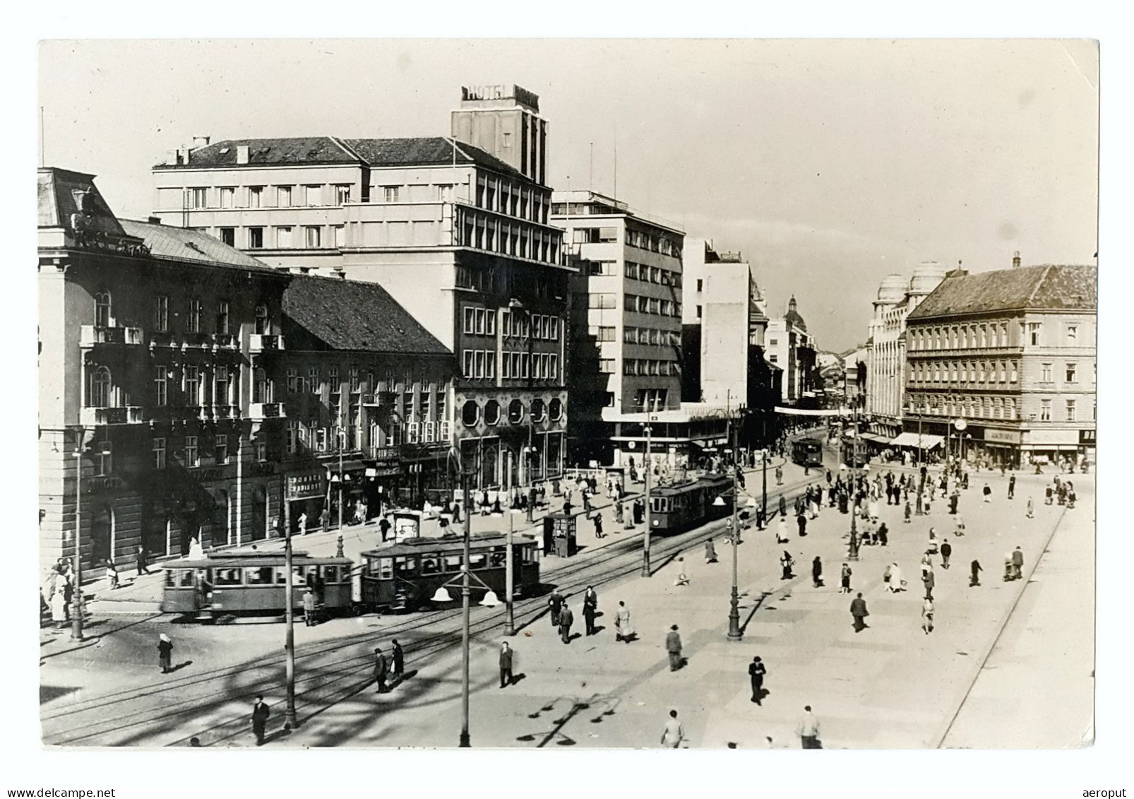 1957 Zagreb / Croatia / Trg Republike - Fotograf Đ. Griesbach - Real Photo (RPPC) - Croatia