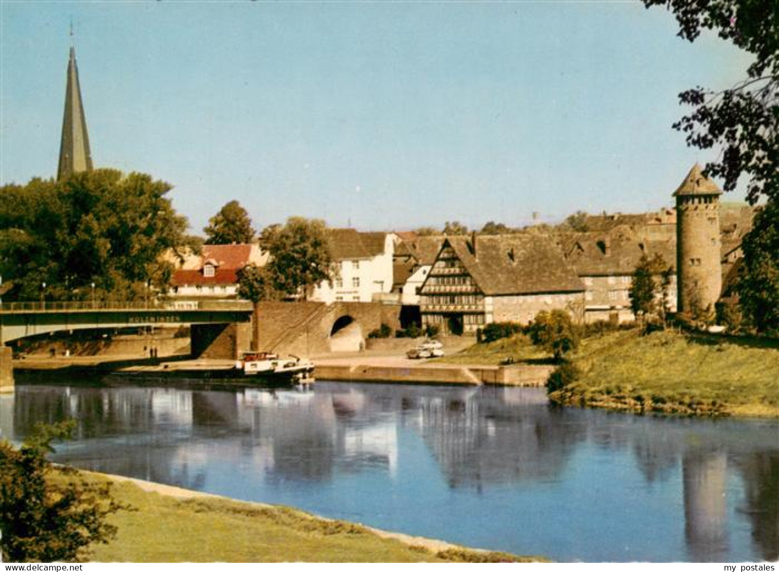 73944328 Holzminden_Weser_Niedersachsen Blick Auf Altes Faehrhaus Und Jugendherb - Holzminden