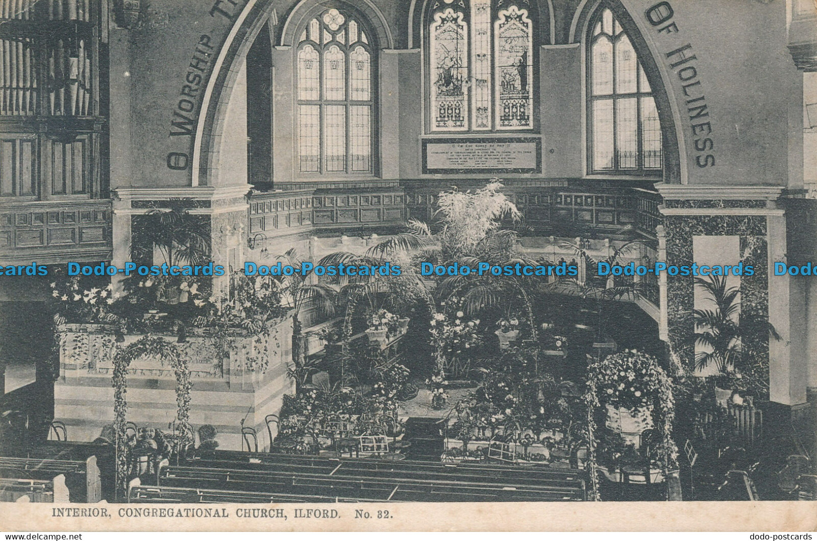 R048696 Interior Congregational Church. Ilford. W. Hornby. 1911 - World