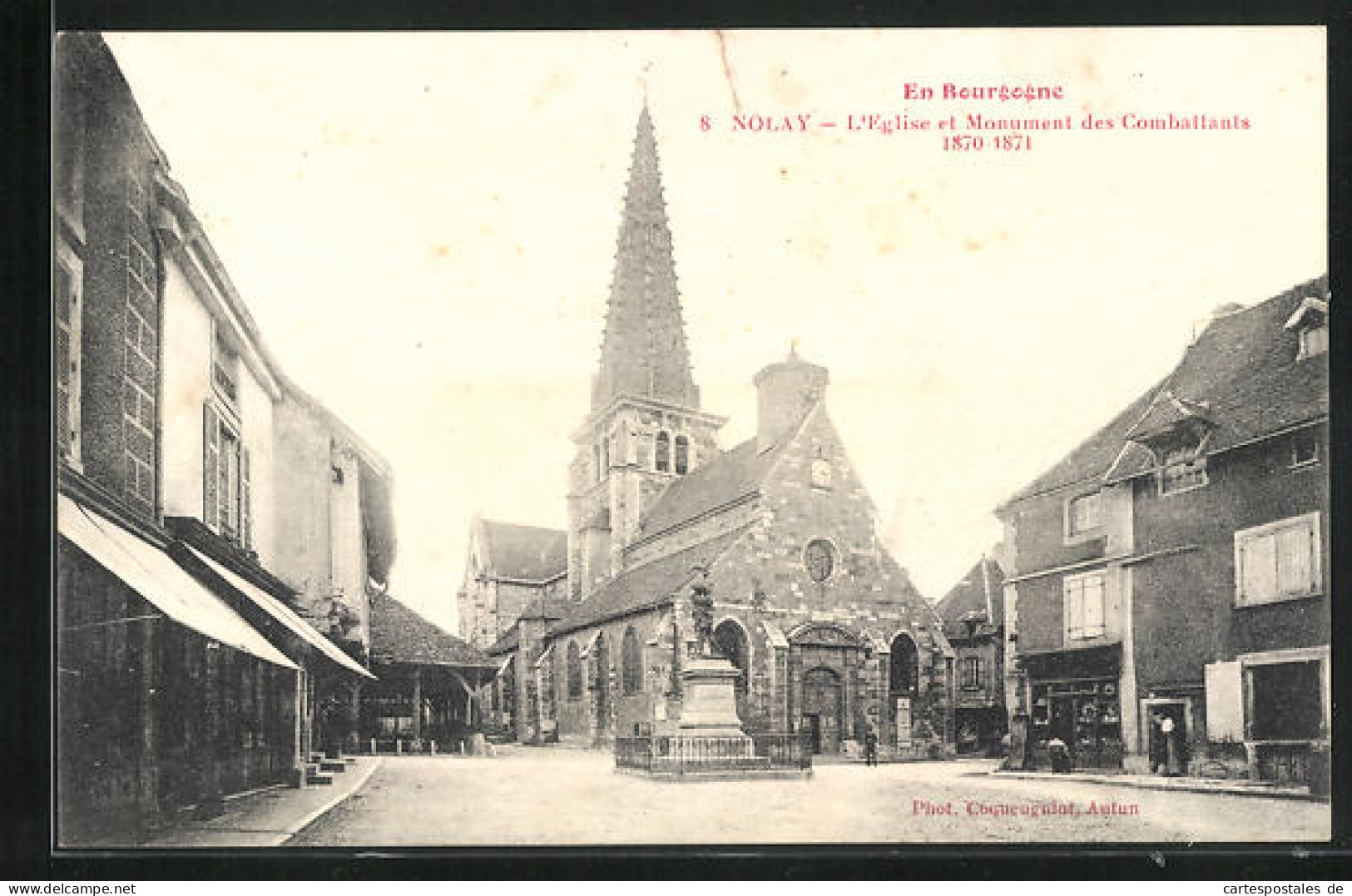 CPA Nolay, L'Eglise Et Monument Des Combattants  - Andere & Zonder Classificatie