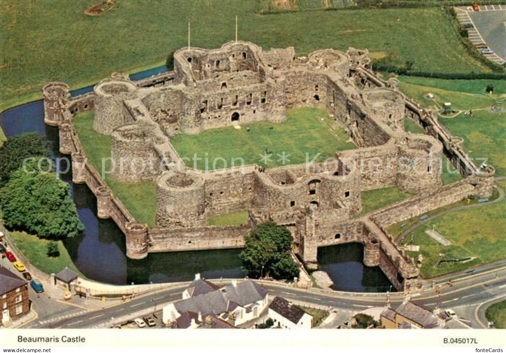 73743592 Beaumaris UK Castle Aerial View  - Other & Unclassified