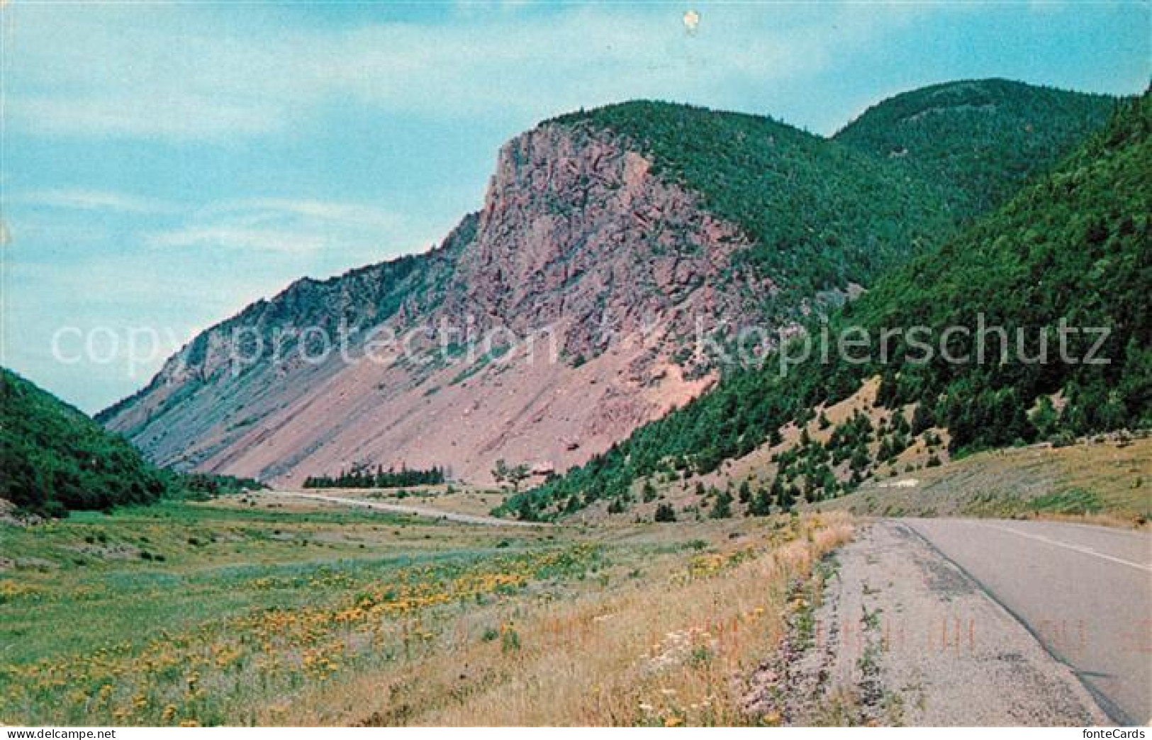 73057167 Cape Breton Cap Rouge On The Cabot Trail Cape Breton - Autres & Non Classés