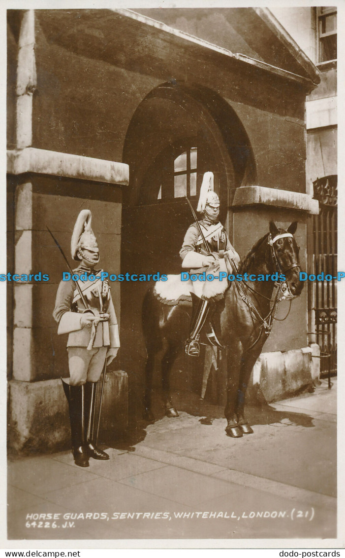 R048659 Horse Guards Sentries Whitehall. London. Valentine. No 64226. RP - Autres & Non Classés