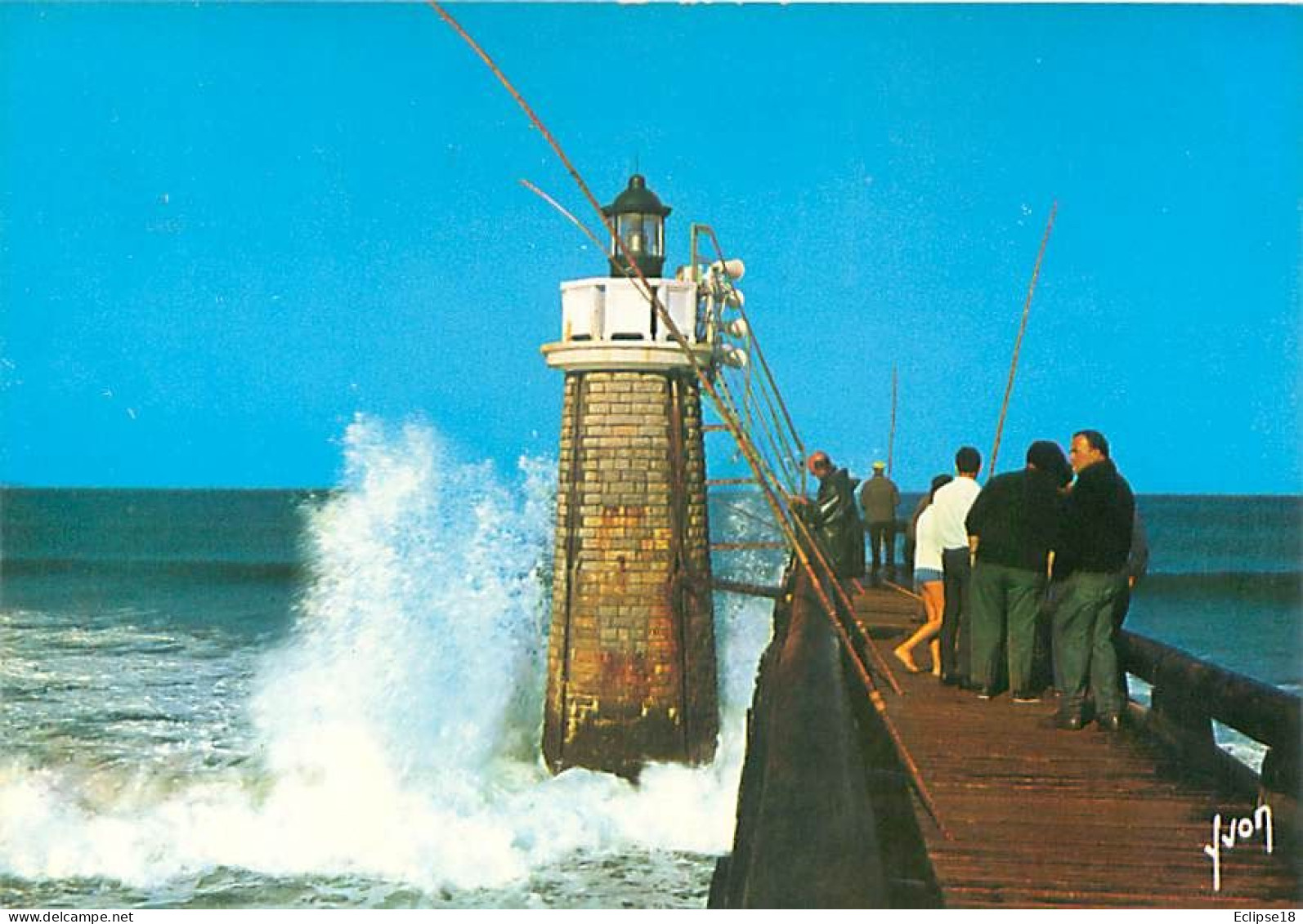 Capbreton - Effet De Vague Sur Le Phare    Y 247 - Capbreton