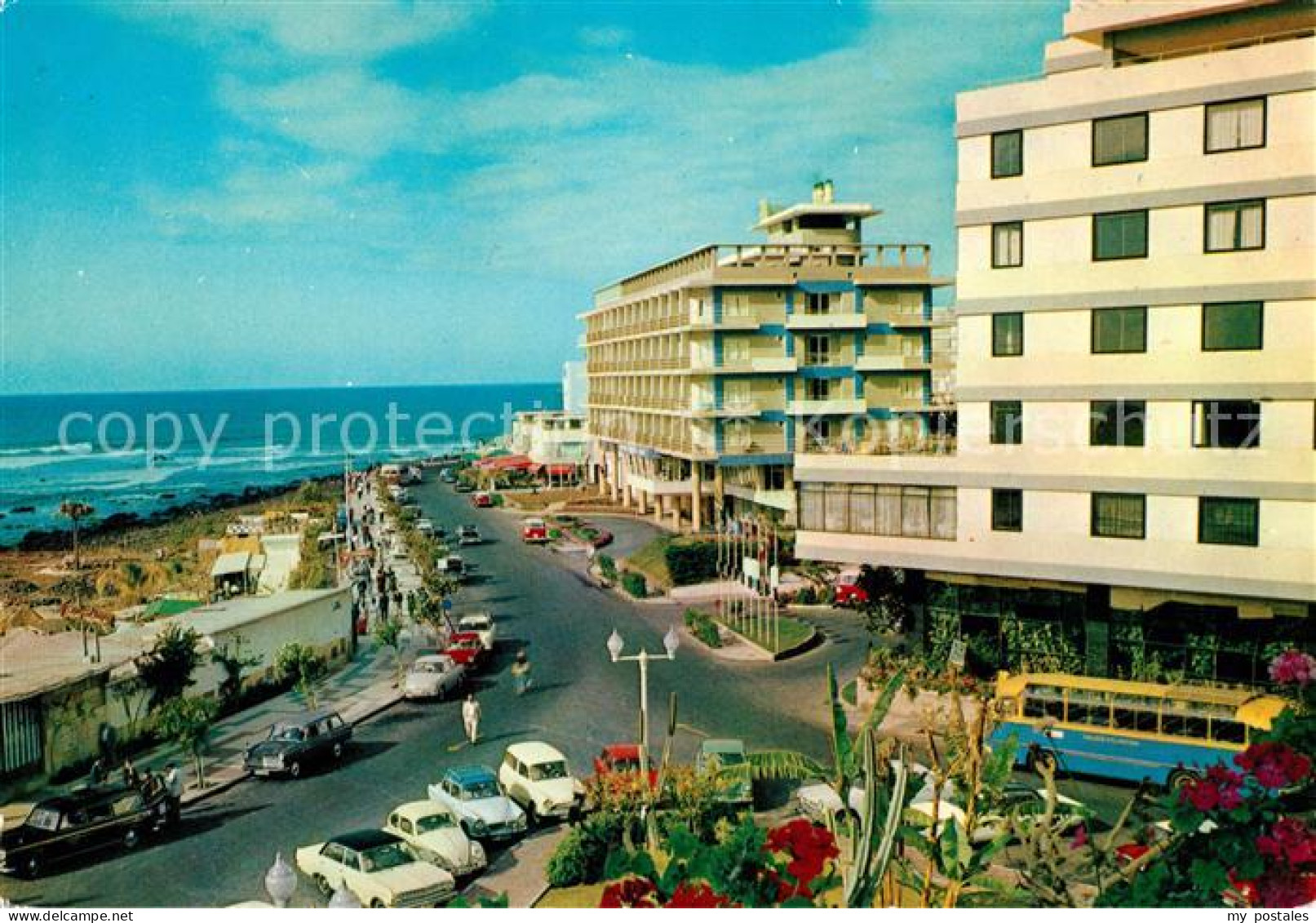 73132909 Puerto De La Cruz Paseo De Colon Con Los Grandes Hoteles  - Otros & Sin Clasificación