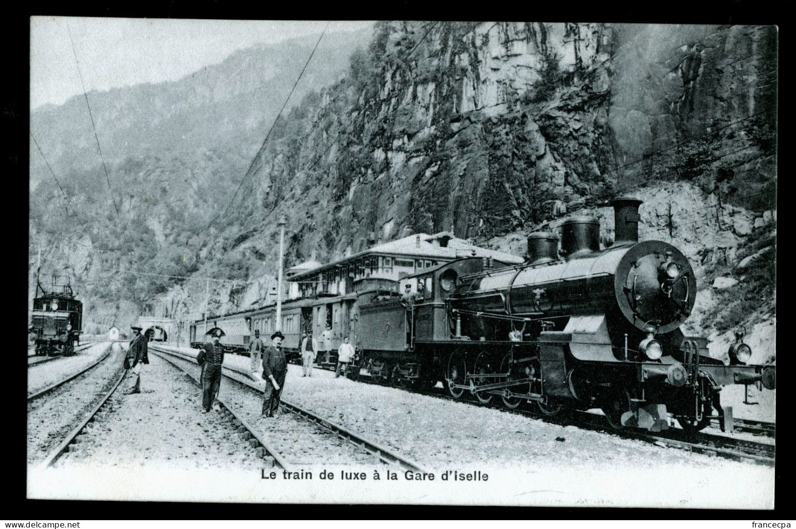 15015 - ITALIE - Le Train De Luxe à La Gare D'ISELLE - Altri & Non Classificati