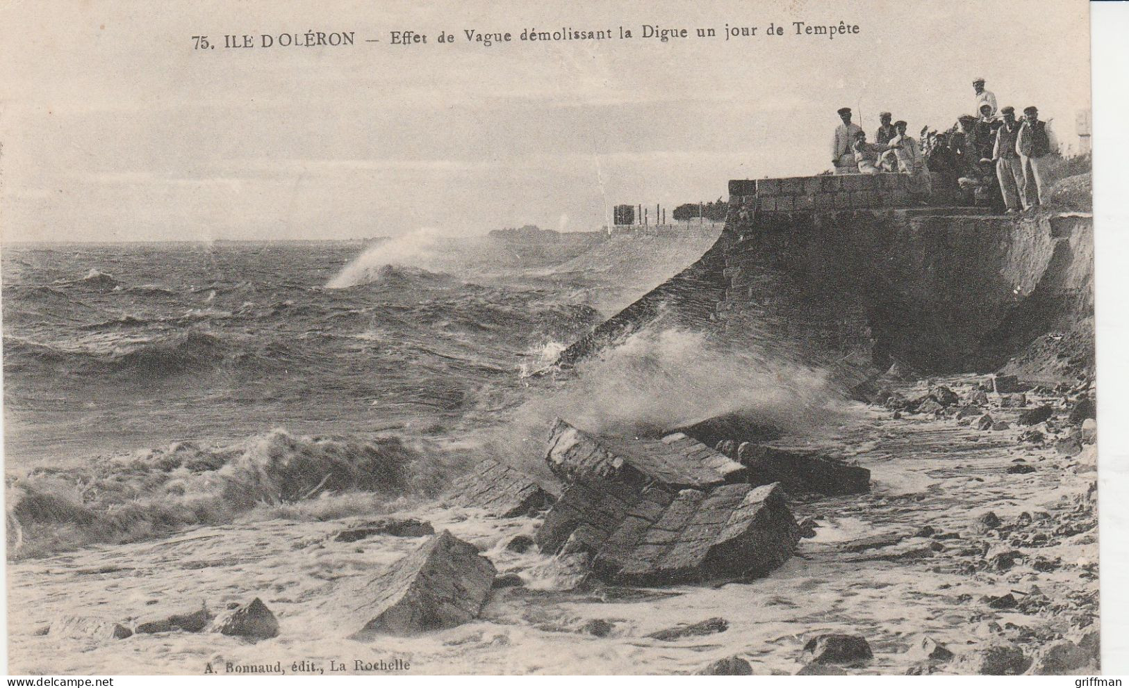 ILE D'OLERON EFFET DE VAGUE DEMOLISSANT LA DIGUE UN JOUR DE TEMPETE 1912 TBE - Ile D'Oléron