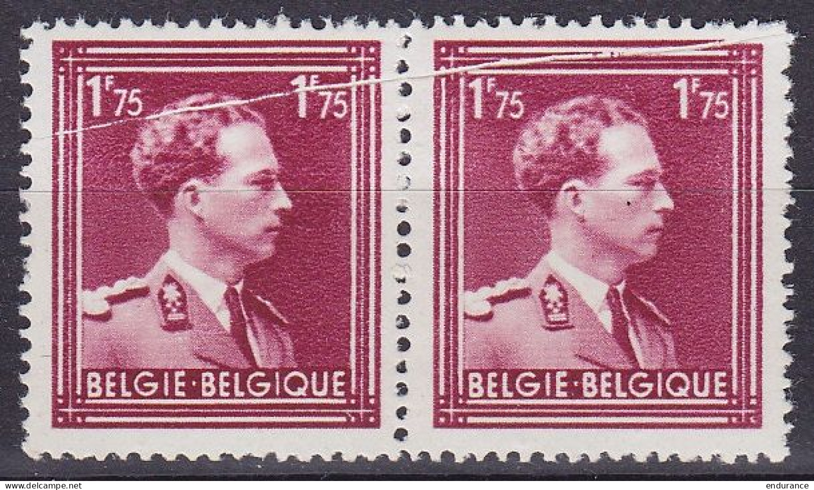 Belgique - Paire N°832 ** 1f75 Léopold III Col Ouvert - Curiosité: Pli Accordéon - Autres & Non Classés