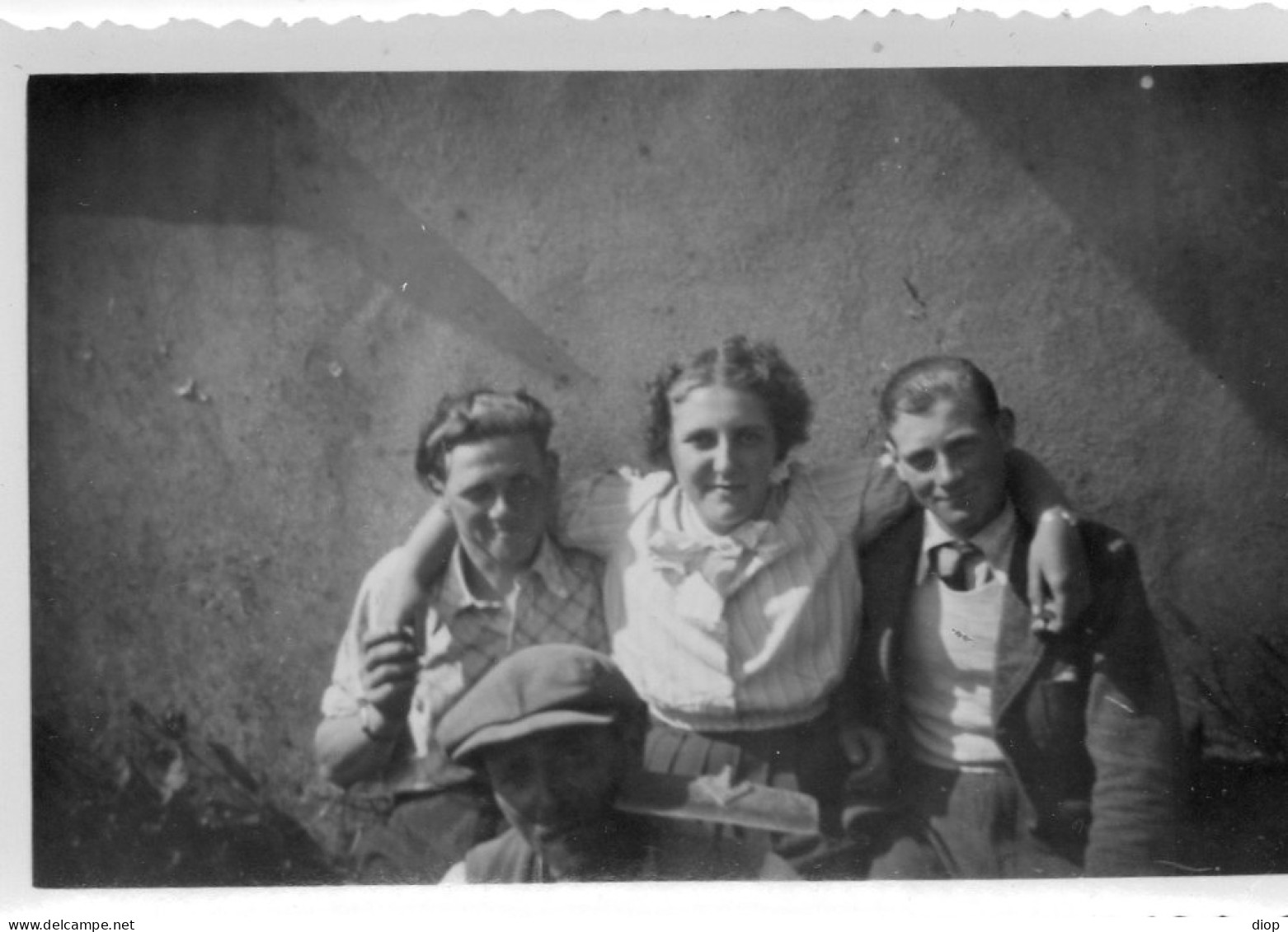 Photographie Photo Vintage Snapshot Femme Mode Trio - Anonymous Persons