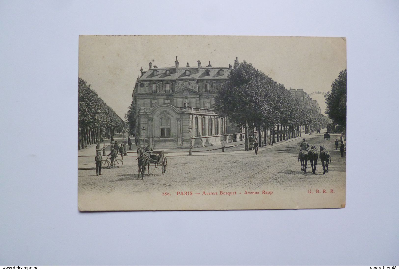 PARIS  -  Avenue Bosquet  -  Avenue Rapp - Plazas